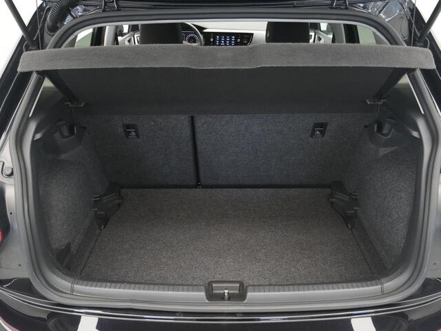Volkswagen POLO 1.0 TSI 95pk Highline Navigatie 17"lm velgen PDC Privacy glas 321