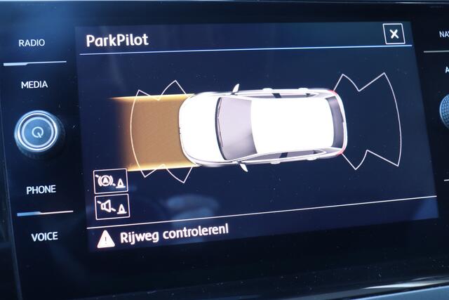 Volkswagen POLO 1.0 TSI Comfortline Business NAVI | PARK PILOT | CRUISE