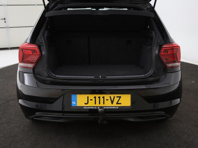 Volkswagen POLO 1.0 TSI R Line | Panoramadak | Virtual Cockpit | Full LED | Camera | Carplay | Adaptive cruise | Trekhaak | Climate control | Navigatie | Bluetooth