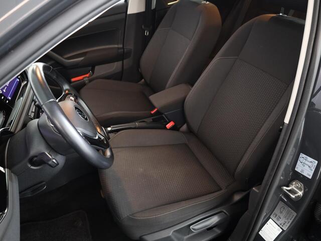 Volkswagen POLO 1.0 TSI R-Line Edition 95PK DSG (Automaat) | LED koplampen | Parkeersensoren | Navigatie via app | Inklapbare spiegels |