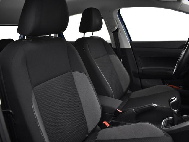 Volkswagen POLO 1.0 Tsi 95pk Life · Apple/Android Car Play · P-Sensoren · ACC · DAB · Airco · 15'' Inch · Garantie t/m 23-01-2027 of 100.000km