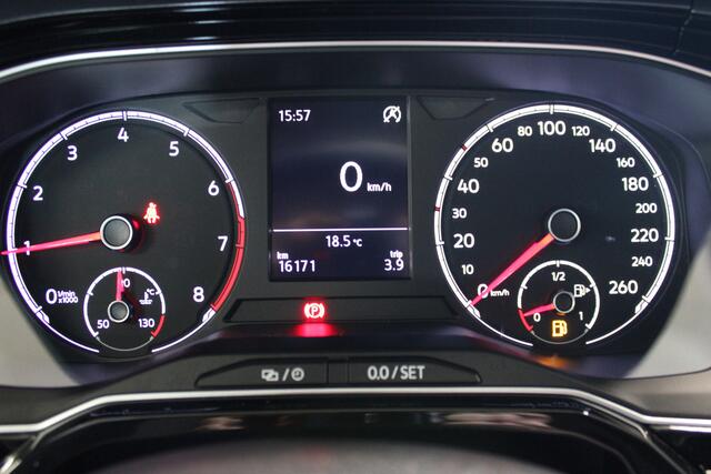 Volkswagen POLO 1.0 TSI Highline | Incl. 12 maanden garantie | Adaptive cruise control | Climate control | Mistlampen voor | Unieke kilometerstand van 16.171 | Nederlandse auto | 1e eigenaar |