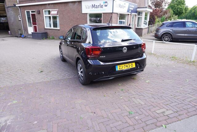 Volkswagen POLO 1.0 Comfortline Business CRUISE NAVI CARPLAY CLIMA PDC V+A