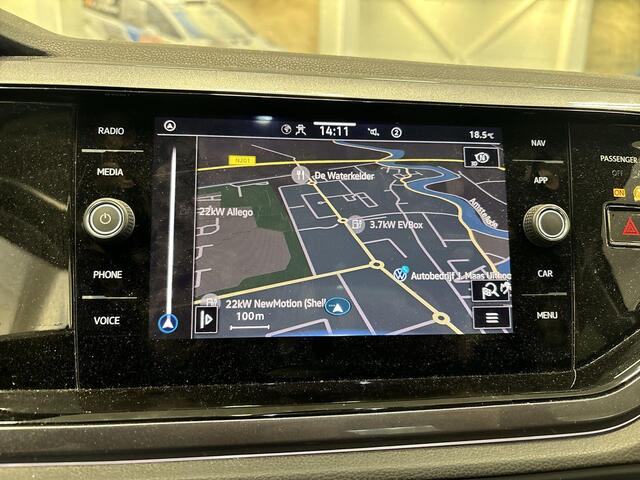 Volkswagen POLO 1.0 Tsi 95pk Style · Apple/Android Car Play · Navi · IQ.Light · P-Sensoren · Climatronic · 16'' Inch · Garantie t/m 11-04-2027 of 100.000km