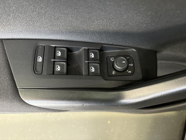 Volkswagen POLO 1.0 Tsi 95pk Life · Apple/Android Car Play · Navi · P-Sensoren · Airco · Getint Glas · 15'' Inch · Garantie t/m 23-02-2027 of 100.000km