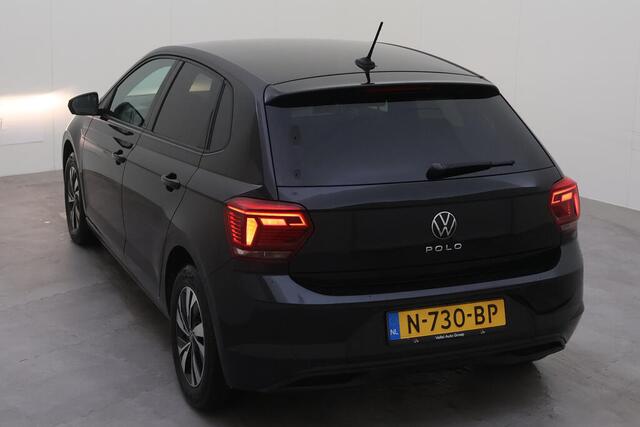 Volkswagen POLO 1.0 TSI Comfortline / Digitaal dashboard / Navigatie / App connect / LED / Parkeersensoren V+A / Camera /