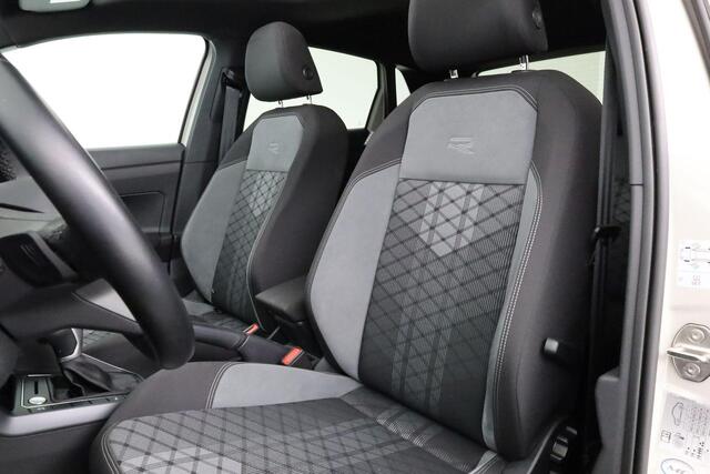 Volkswagen POLO R-Line Business 1.0 TSI 95 pk DSG | Panoramadak | IQ Light | Achteruitrijcamera | Stoelverwarming | Adaptive Cruise