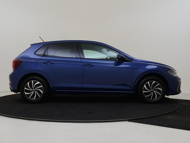 Volkswagen POLO 1.0 TSI Life | Navigatie | Parkeersensoren | CarPlay | Draadloze telefoonlader | Airco | Getint glas | Adaptieve Cruise control |