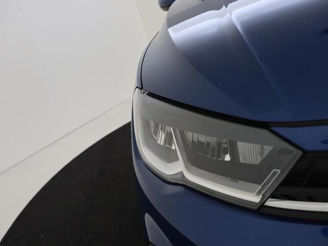 Volkswagen POLO 1.0 TSI Life | Navigatie | Parkeersensoren | CarPlay | Draadloze telefoonlader | Airco | Getint glas | Adaptieve Cruise control |