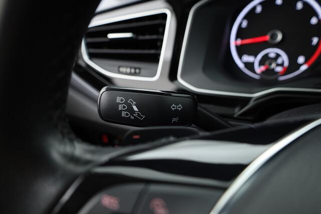 Volkswagen POLO 1.0 TSI | Adapt. Cruise | Stoelverw. | LED | Navi | All Season