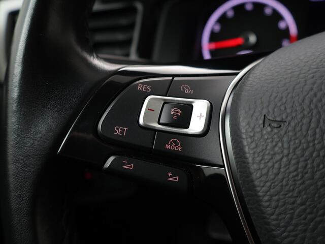 Volkswagen POLO 1.0 TSI Comfortline | 95 PK | Trekhaak | Adaptive Cruisecontrol | Parkeersensoren | Navigatie | DAB