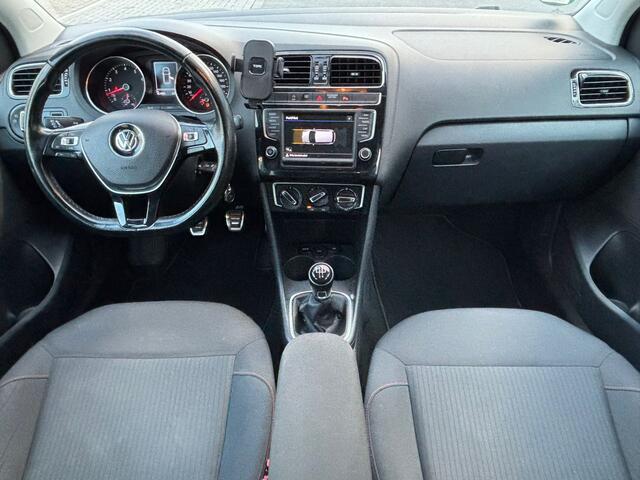 Volkswagen POLO 1.2 TSI COMFORTLINE BUSINESS R HANDGESCHAKELD 5-BAK