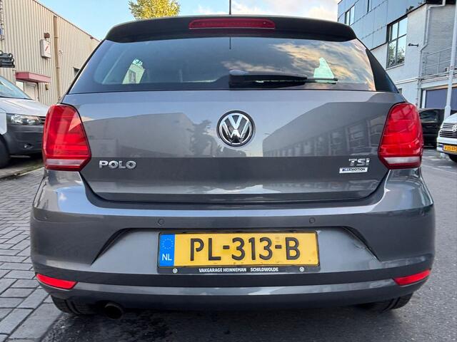 Volkswagen POLO 1.2 TSI COMFORTLINE BUSINESS R HANDGESCHAKELD 5-BAK