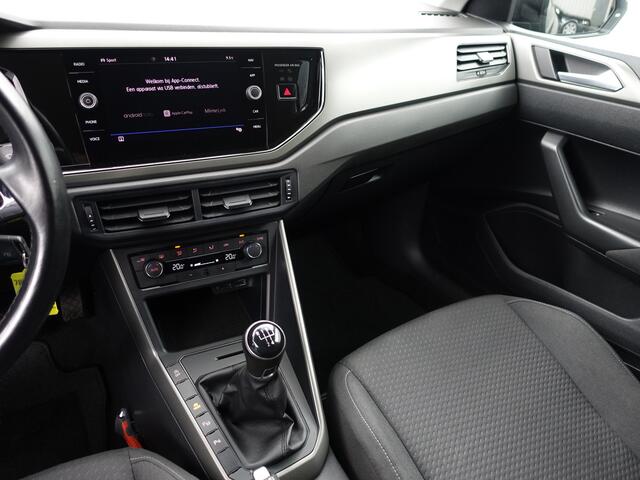 Volkswagen POLO 1.0 TSI Highline+ Virtual Cockpit, CarPlay, Dynamic Select, Park Assist, LED, Privacy Glass, Park Pilot