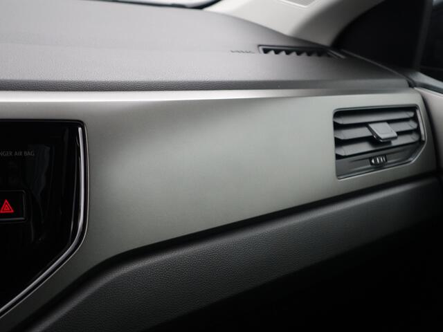 Volkswagen POLO 1.0 TSI Highline+ Virtual Cockpit, CarPlay, Dynamic Select, Park Assist, LED, Privacy Glass, Park Pilot