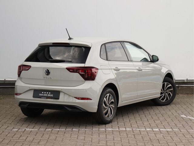 Volkswagen POLO Life Edition 1.0 TSI 95pk | Navigatie | Climate control | Achteruitrijcamera |