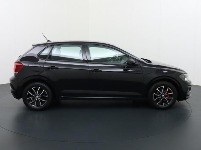 Volkswagen POLO comfort line ,nav,carplay