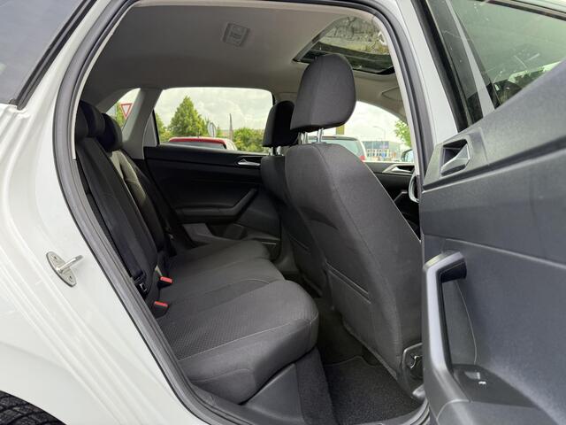 Volkswagen POLO 1.0 TSI Comfortline Business R-Line 2e Eigenaar,Automaat,Navi,Clima,Adapt cruise,Pano,Carplay,PDC V+A,Trekhaak,Elek ramen,Lm velgen,N.A.P,APK tot 02-2026