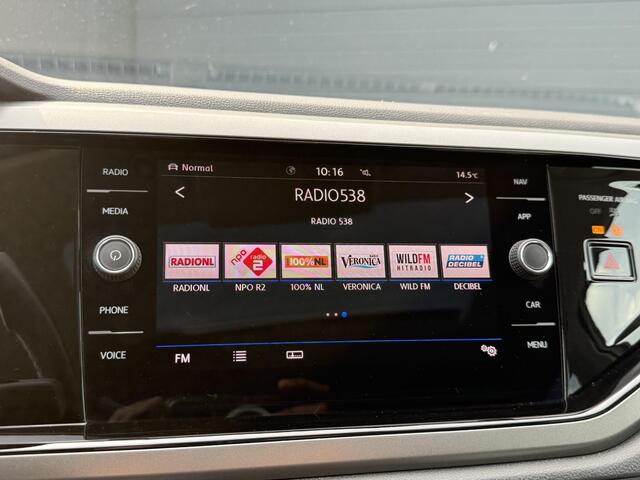 Volkswagen POLO 1.0 TSI Comfortline Business R-Line 2e Eigenaar,Automaat,Navi,Clima,Adapt cruise,Pano,Carplay,PDC V+A,Trekhaak,Elek ramen,Lm velgen,N.A.P,APK tot 02-2026