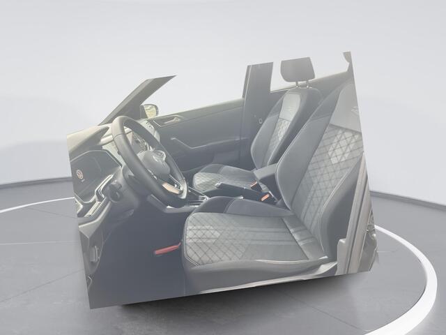 Volkswagen POLO 1.0 Tsi 95pk DSG R-Line Business · Camera · Apple/Android Car Play · Navi · IQ.Light · P-Sensoren · Stoelverwarming · 17'' Inch · Garantie t/m 19-06-2028 of 100.000km