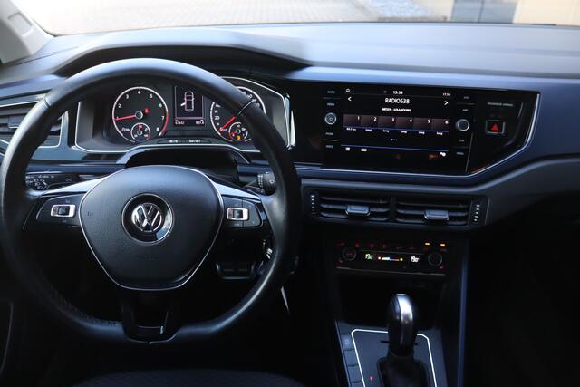 Volkswagen POLO 1.0 TSI Highline Stoelverw I Parkeersensoren V+A I Apple