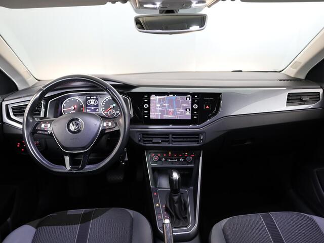 Volkswagen POLO 1.0 TSI Highline 95pk DSG| Climatronic| LM-velgen| Navi| extra getint glas