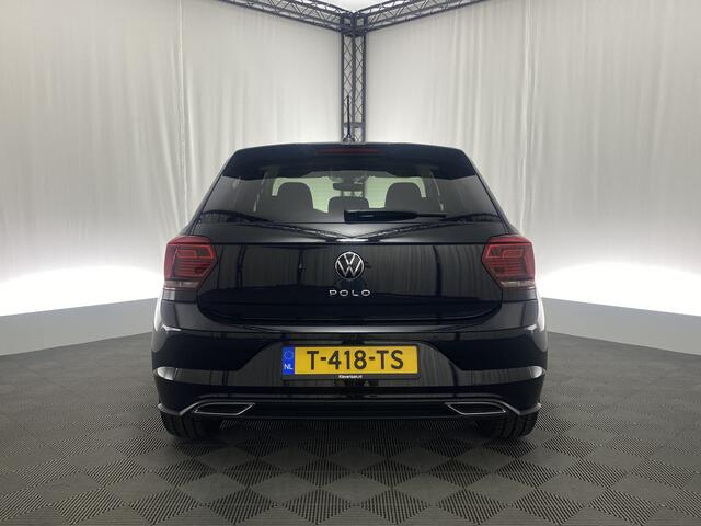 Volkswagen POLO 1.0 TSI Highline Business R Automaat | Apple Carplay | Navi | Dodehoek det. |