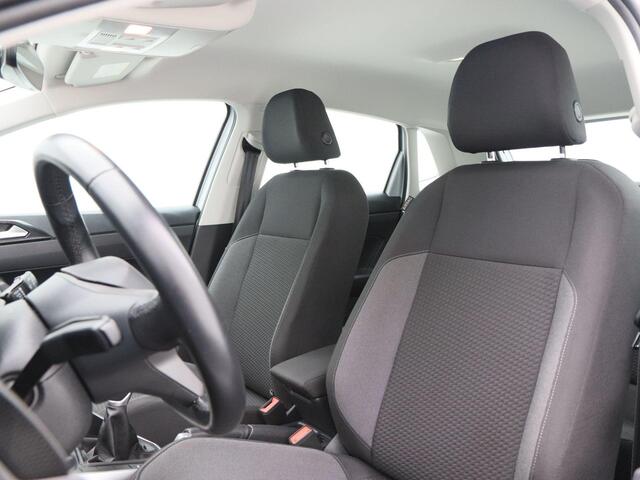 Volkswagen POLO 1.0 TSi Life | Airco | Adaptive Cruise | CarPlay | Bluetooth | Parkeersensoren | 15 inch | 53.079 Km !!