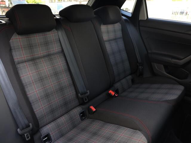 Volkswagen POLO 2.0 TSI GTI 207pk DSG | LED Matrix | Panoramadak | Navigatie | Spiegelpakket | Cruise control | Stoelverwarming