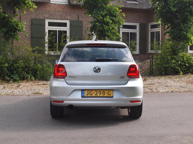 Volkswagen POLO 1.2 TSI Highline | Apple Carplay | Cruise Control | Automaat | Navigatie |