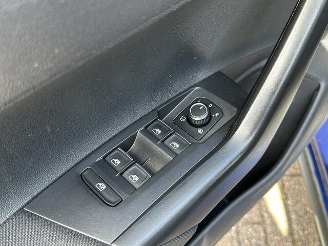 Volkswagen POLO 2.0 TSI GTI |ACC|200PK|CLIMA|LED|CARPLAY|VIRTUAL DASH|18"LM VELGEN