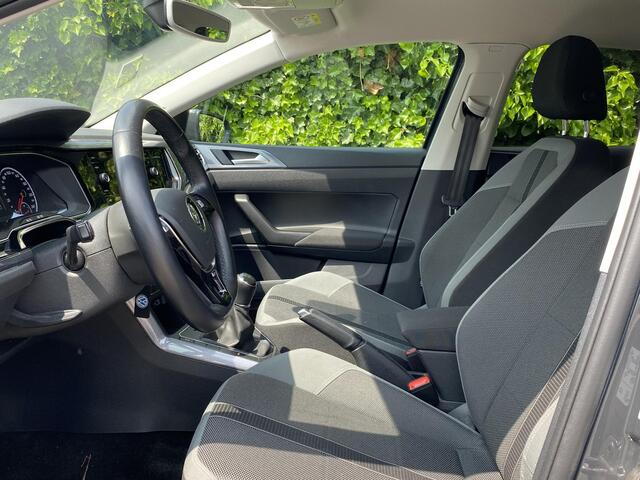 Volkswagen POLO 1.0 TSI Highline | Navigatie | Climate Control | Stoelverwarming | Parkeersensoren