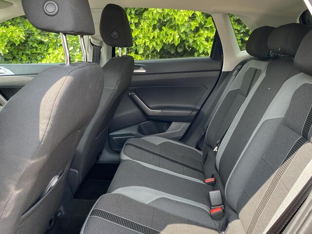 Volkswagen POLO 1.0 TSI Highline | Navigatie | Climate Control | Stoelverwarming | Parkeersensoren