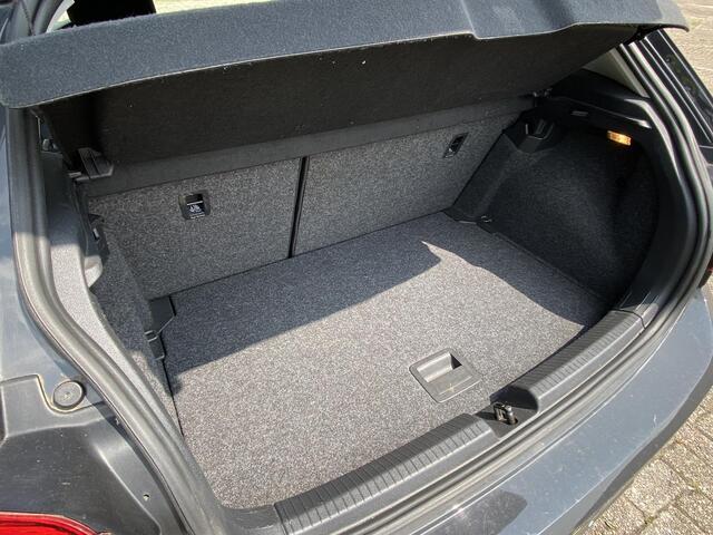Volkswagen POLO 1.0 TSI Highline | Navigatie | Climate Control | Stoelverwarming | Parkeersensoren