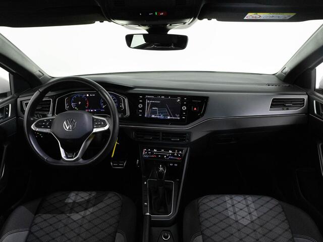 Volkswagen POLO R-Line 1.0 TSI 95 PK DSG AUTOMAAT | LED Matrix IQ | Panoramadak | Navigatie | Stoelverwarming |