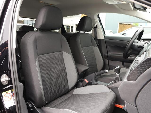 Volkswagen POLO 1.0 TSI Life Business 95 pk | Navigatie | Stoelverwarming | Climate control | Cruise control | Parkeersensoren