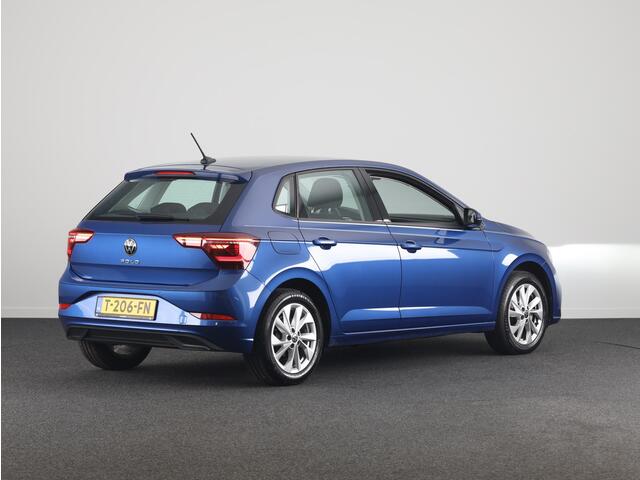 Volkswagen POLO 1.0 TSI Style 95 pk | Navigatie | LM-velgen|Parkeersensoren | Digital display| Trekhaak