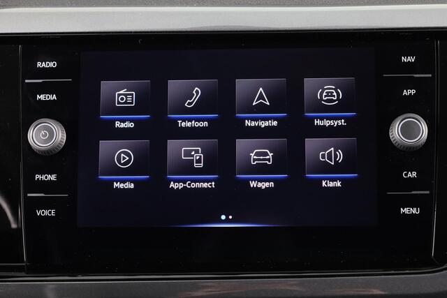Volkswagen POLO 1.0 TSI Style 95 pk | Navigatie | LM-velgen|Parkeersensoren | Digital display| Trekhaak