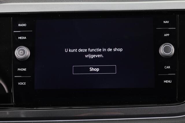 Volkswagen POLO 1.0 TSI Style 95 pk | Navigatie | LM-velgen|Parkeersensoren | Digital display| Trekhaak