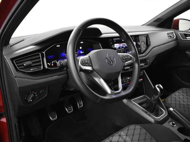 Volkswagen POLO 1.0 Tsi 95pk R-Line · Apple/Android Car Play · Navi · P-Sensoren · ACC · DAB · 16'' Inch · Garantie t/m 08-02-2027 of 100.000km
