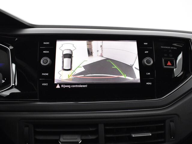 Volkswagen POLO 1.0 Tsi 95pk DSG R-Line · Camera · Apple/Android Car Play · Navi · P-Sensoren · 16'' Inch ·
