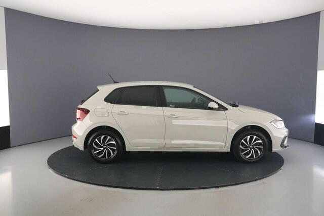 Volkswagen POLO Life Business 1.0 TSI 95pk Adaptive cruise control, Stoelverwarming, Parkeersensoren, App connect, LED koplampen, Airco, DAB, Radio