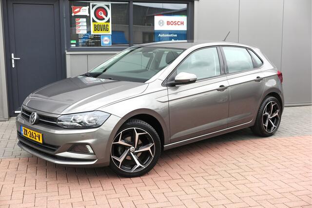 Volkswagen POLO 1.0 TSI 95 PK Comfortline , Trekhaak , Stoelverwarming , Navigatie , Parkeersensoren , Climate control , 17" Lichtmetalen velgen ,Stuurwiel multifunctioneel , DAB+ radio,etc.
