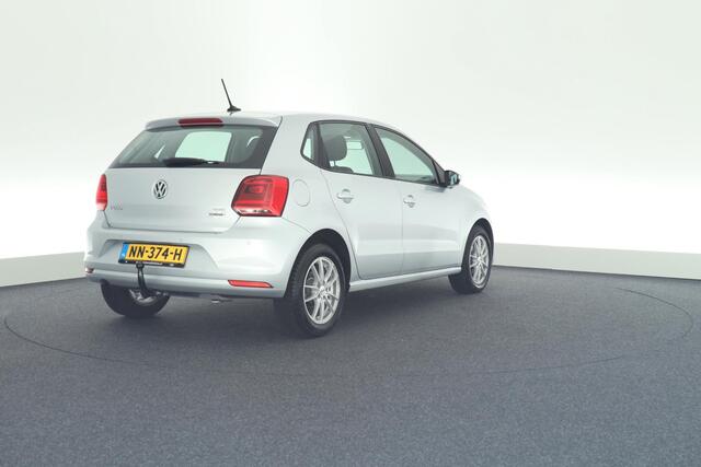 Volkswagen POLO 1.2 TSI 90pk Comfortline Trekhaak Navigatie Parkeersensoren