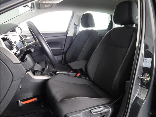 Volkswagen POLO 1.0 TSI Comfortline Business 95 pk | Navigatie | Trekhaak | Parkeersensoren | Achteruitrijcamera | Adaptieve cruise control |
