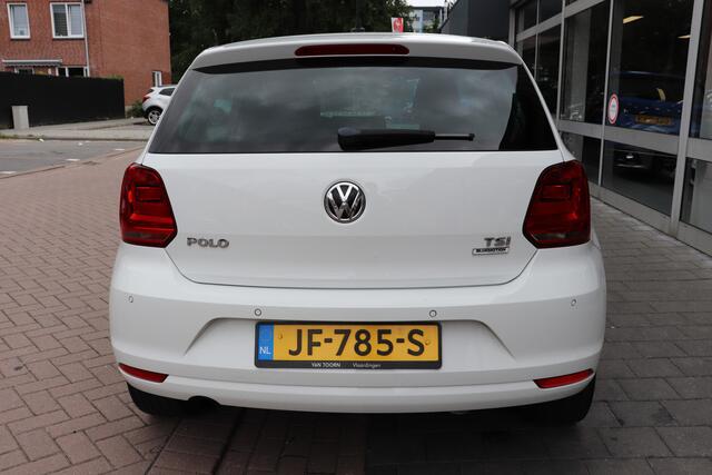 Volkswagen POLO 1.2 TSI Highline .