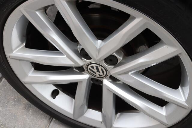 Volkswagen POLO 1.2 TSI Highline .