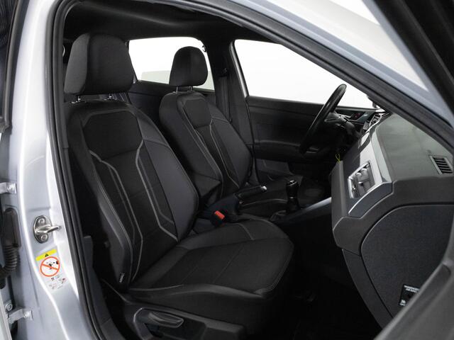Volkswagen POLO R-Line 1.0 TSI 95 PK | LED | Panoramadak | Navigatie | Achteruitrijcamera |