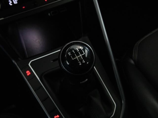 Volkswagen POLO R-Line 1.0 TSI 95 PK | LED | Panoramadak | Navigatie | Achteruitrijcamera |