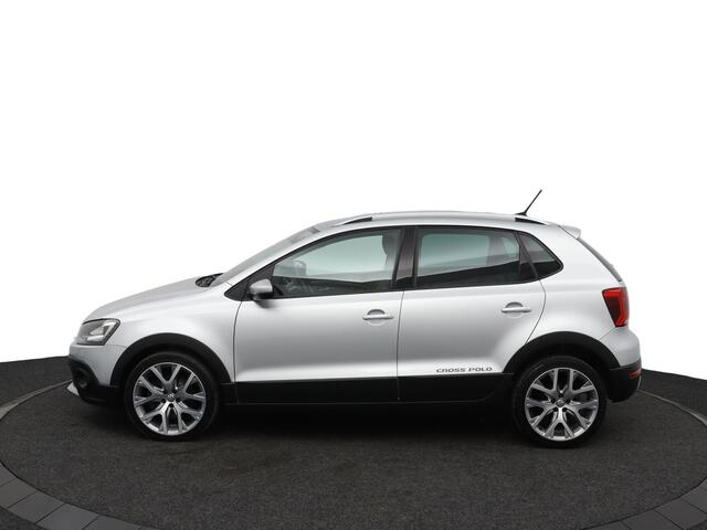 Volkswagen POLO Cross 1.2 TSI Highline | AUTOMAAT | Lichtmetaal | Dealer onderhouden | alcantara bekleding